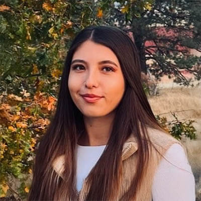 Daisy Cruz, School-Age Program Lead Teacher at Ivey Ranch Park Association in Oceanside, CA